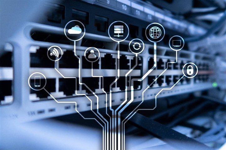 媒体转换器如何在电力与能源系统中实现可靠连接